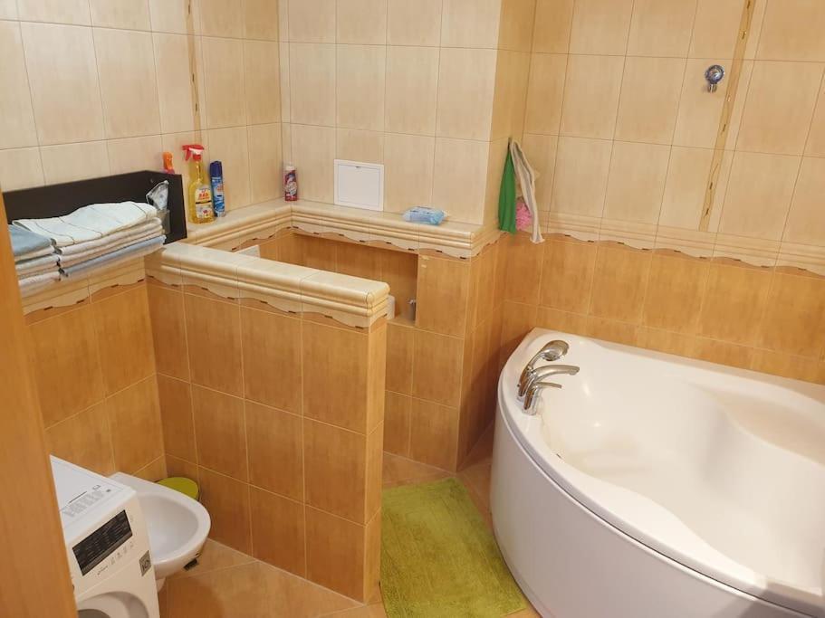 Mezonetovy Apartman V Centre Novej Dubnice Ilava Luaran gambar