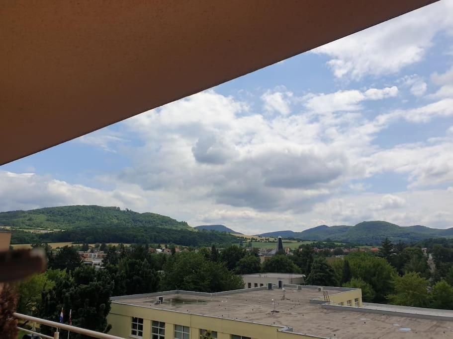 Mezonetovy Apartman V Centre Novej Dubnice Ilava Luaran gambar