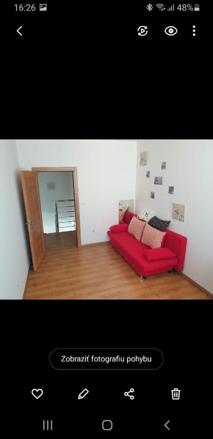 Mezonetovy Apartman V Centre Novej Dubnice Ilava Luaran gambar